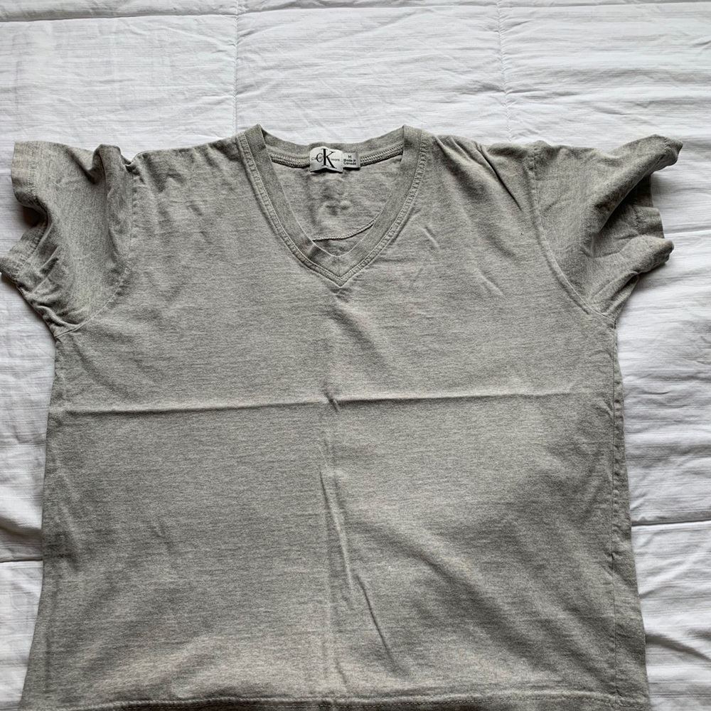 Calvin Klein t shirt